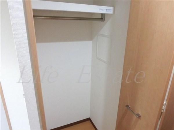 大阪市中央区博労町１丁目のマンション