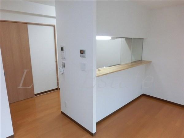 大阪市中央区博労町１丁目のマンション