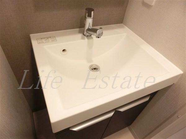 ララプレイス大阪城WESTEN