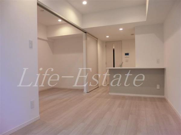 シーズンフラッツ大手前