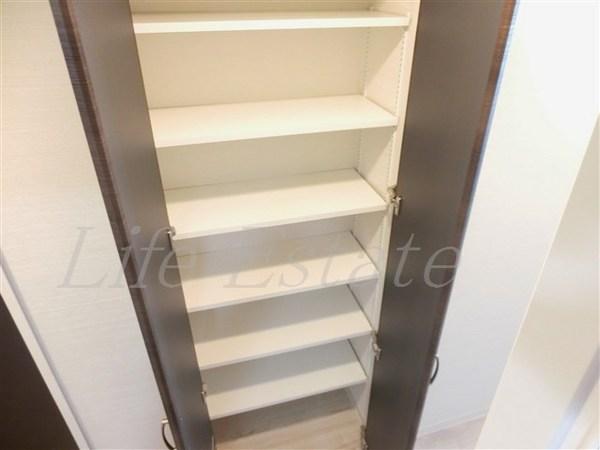 大阪市中央区東平１丁目のマンション