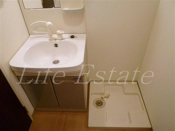 クラウンハイム本町ＥＡＳＴ