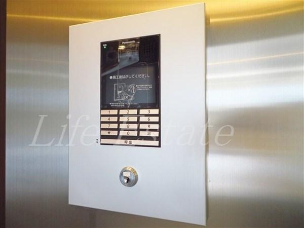 スワンズシティ大手前レーヴェ