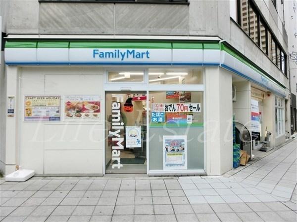 スワンズシティ大手前ソレイユ(ファミリーマート内平野町店)