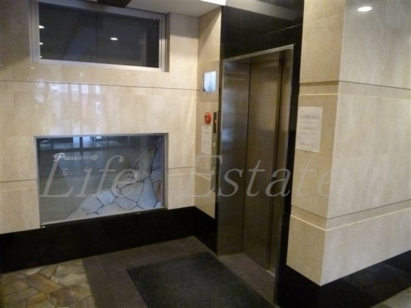 プレサンス心斎橋ザ・スタイル