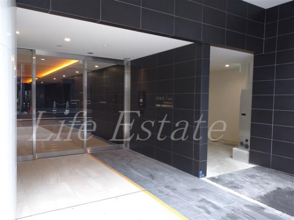 セレニテフラン本町