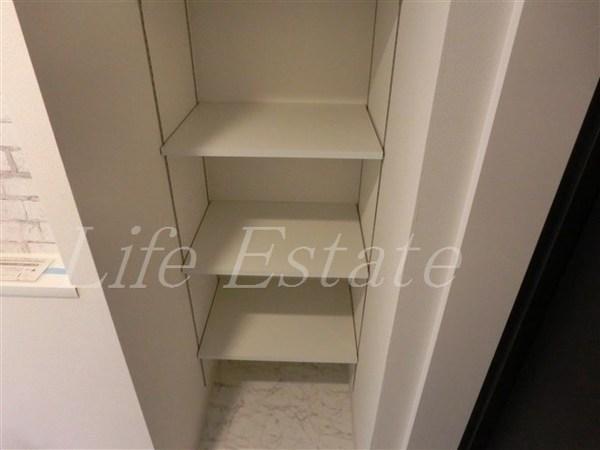 ファーストフィオーレ本町イースト