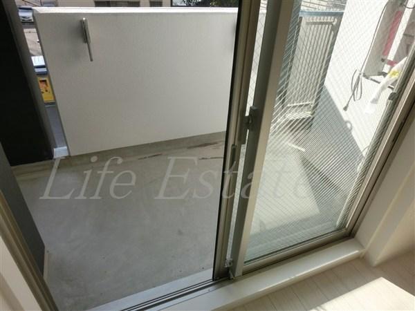 ファーストフィオーレ本町イースト