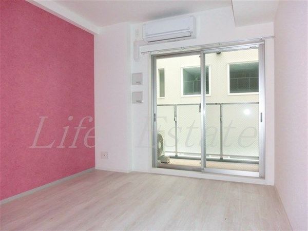 コンフォリア心斎橋EAST