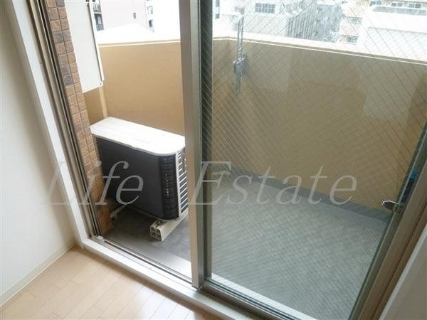 スワンズ心斎橋イースト