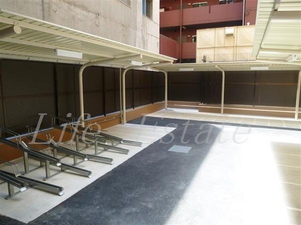 スワンズ心斎橋イースト