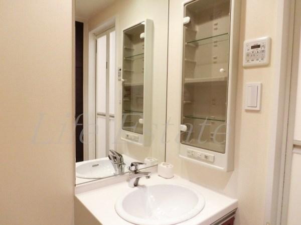 S-RESIDENCEHommachiMarks