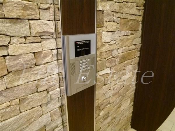 セレニテ本町ROJI02