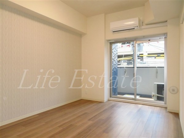 プレサンス心斎橋ソレイユ