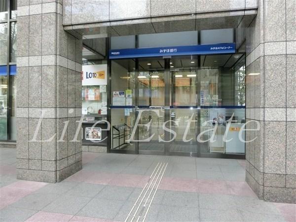 大阪市中央区南船場１丁目のマンション(みずほ銀行南船場支店)