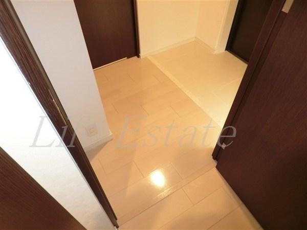 レジュールアッシュ大阪城WEST