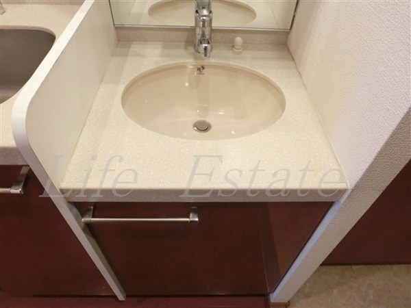 エステムコート心斎橋EASTエリジオン