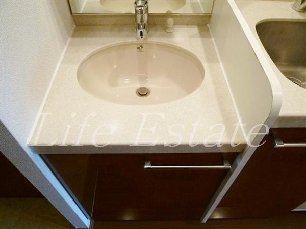 エステムコート心斎橋EASTエリジオン