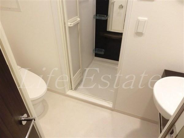 ラシュレエグゼ本町