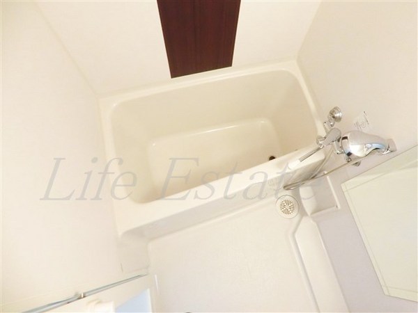 ディオレ・クレスト東心斎橋