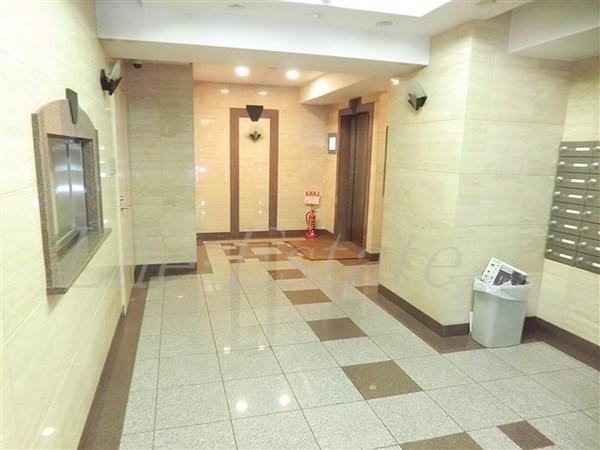 グラマシー心斎橋東