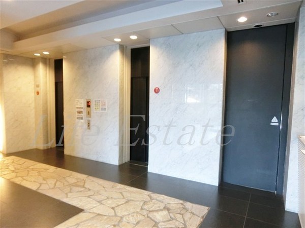 メゾン・ド・ヴィレ大阪城公園前