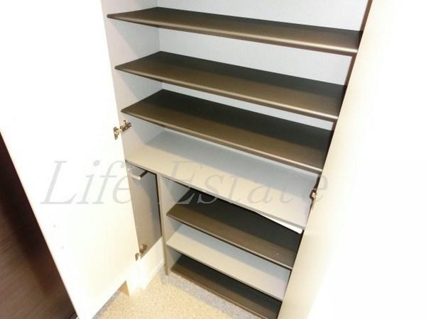 グランルージュ谷町六丁目