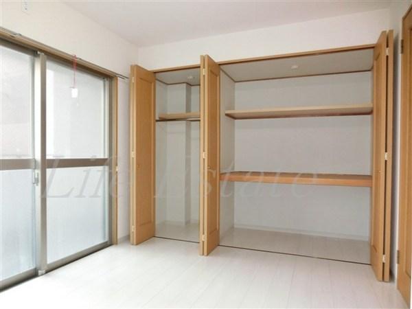 フォレステージュ谷町