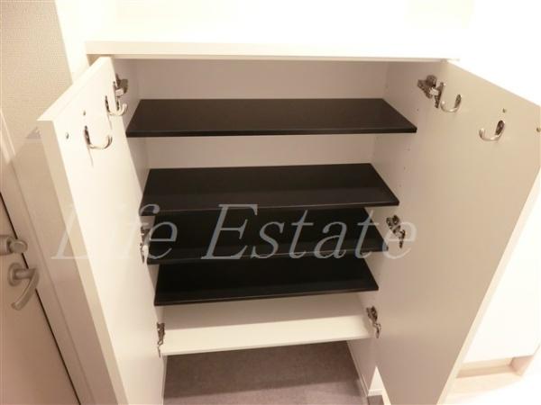 セレニテ本町東リアン