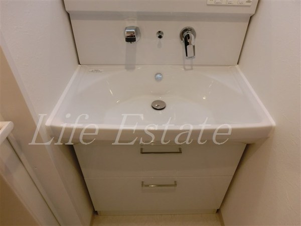 ラクラス本町東