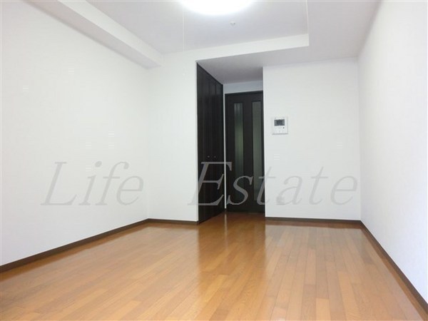 ローズコーポ本町