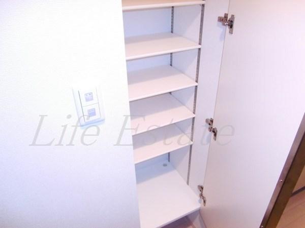 クリスタルブライト谷町