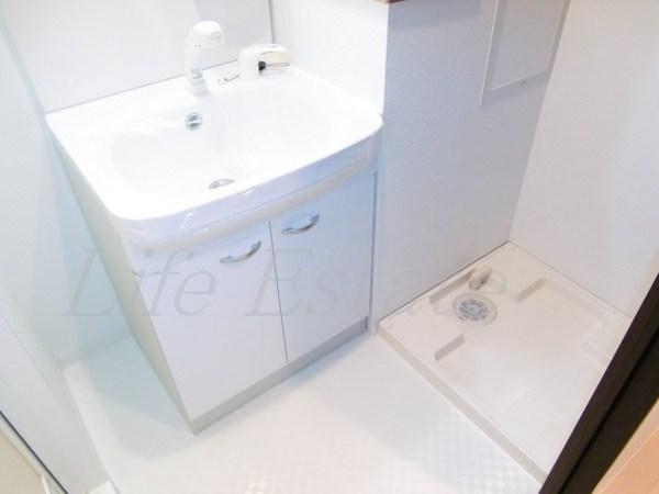 クリスタルブライト谷町