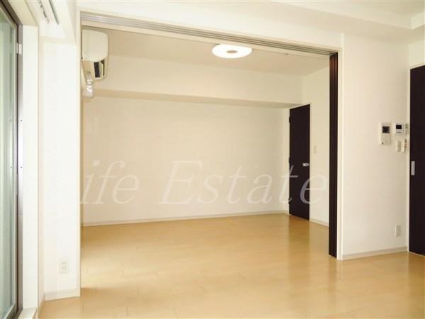 クリスタルエグゼ心斎橋