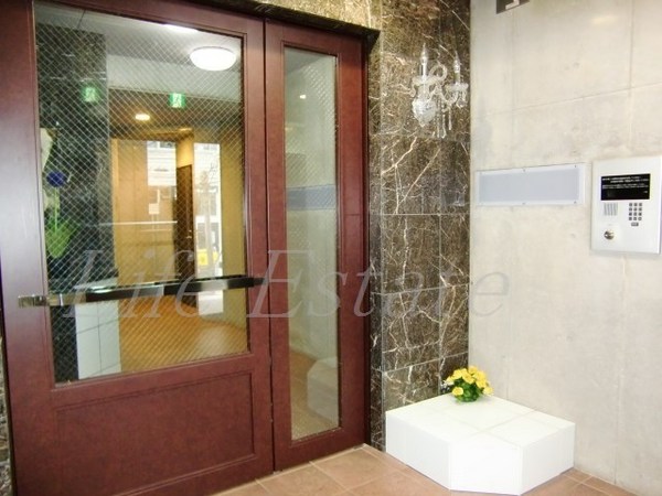 レジュールアッシュ谷町