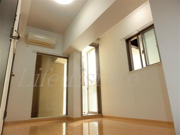 レジュールアッシュ谷町