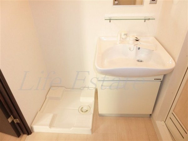 レジュールアッシュ谷町