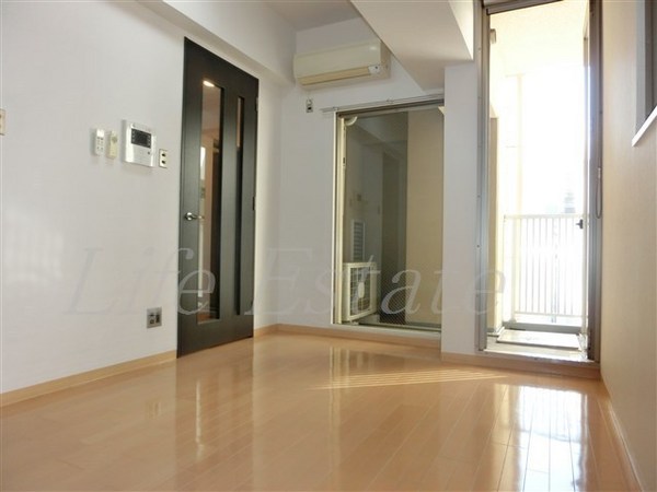 レジュールアッシュ谷町