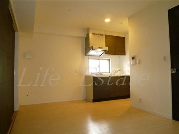 アプリーレ堺筋本町