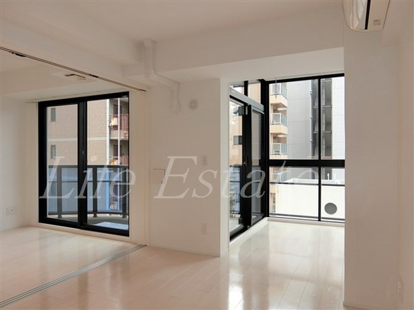 レジディア堺筋本町プレイス