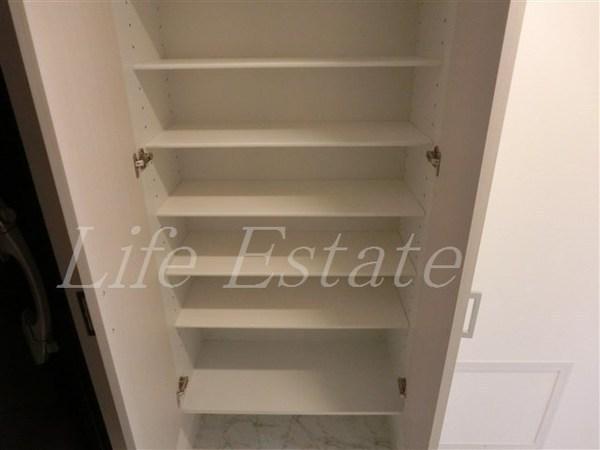 ファーストフィオーレ本町イースト