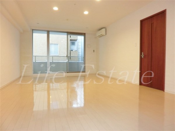 ブラービ南船場（BRAVI南船場）