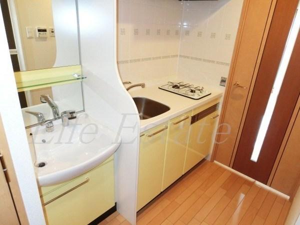 大阪市中央区東心斎橋１丁目のマンション