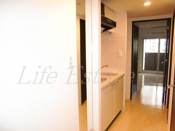 クリスタルブライト谷町