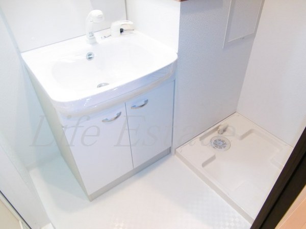 クリスタルブライト谷町