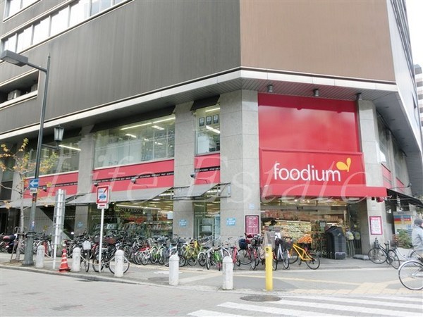 プレサンスロジェ心斎橋(foodium東心斎橋)