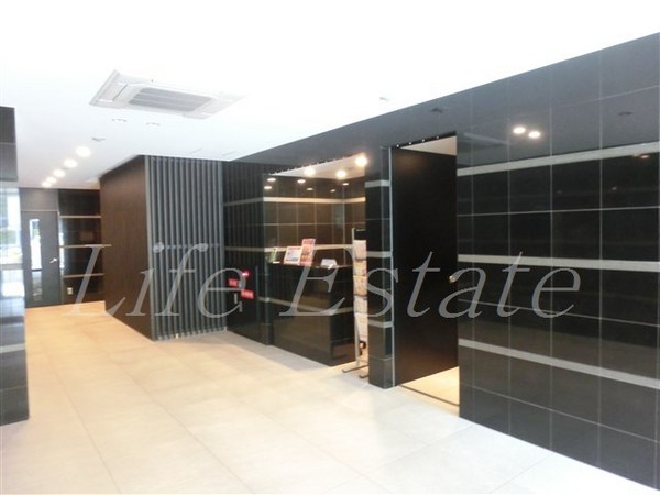 プレサンスロジェ心斎橋