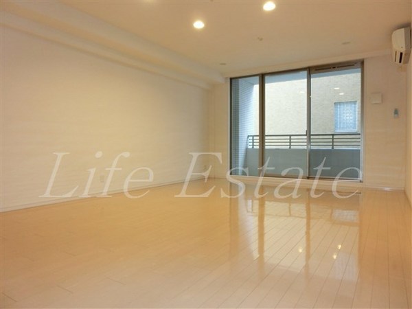 ブラービ南船場（BRAVI南船場）