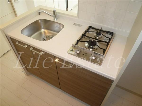 プレサンス心斎橋ラヴィ