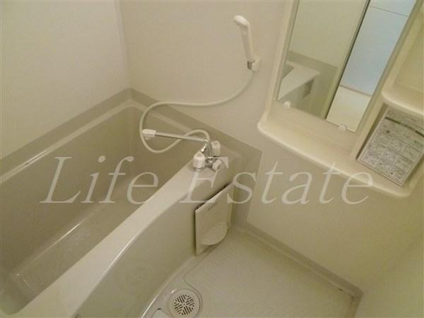 プレサンス心斎橋ラヴィ